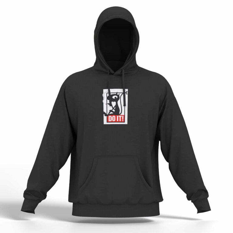 T-shirt noir floqué du même visuel centré sur le torse